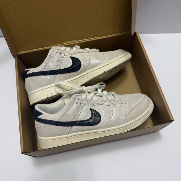 Nike Shoes - NIKE Low Dunks GLITTER edition
